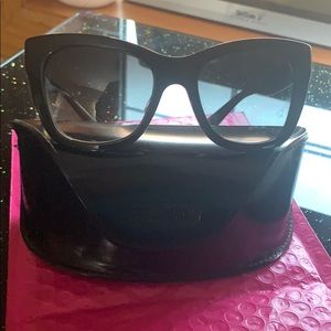 Beautiful glasses Dolce &Cabanna made in Italy